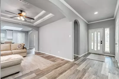 233 Willow Ridge Road, Fort Worth, TX 76103 - Photo 3