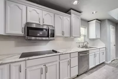 233 Willow Ridge Road, Fort Worth, TX 76103 - Photo 13