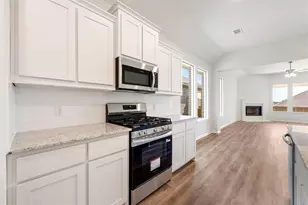 3524 Columbus St, Gainesville, TX 76240 - Photo 13