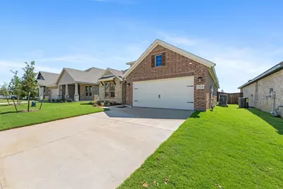 3524 Columbus Street, Gainesville, TX 76240 - Photo 5