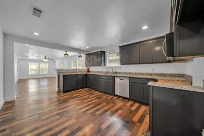 2507 Emmett Street, Dallas, TX 75211 - Photo 5