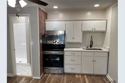 1303 Fannin Street, Denton, TX 76201 - Photo 17