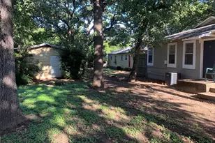 1303 Fannin St, Denton, TX 76201 - Photo 27