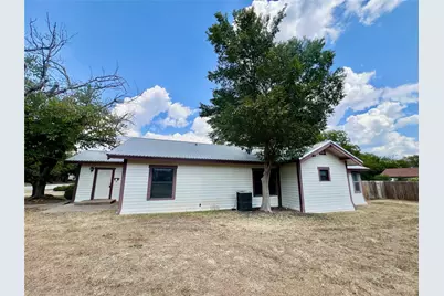 1018 S Seaman Street, Eastland, TX 76448 - Photo 3
