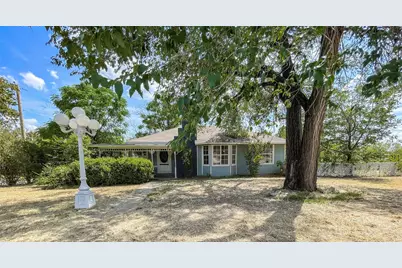 1401 Highway 180 W, Mineral Wells, TX 76067 - Photo 1