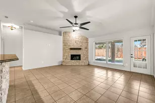 914 Randall Rd, Weatherford, TX 76087 - Photo 9