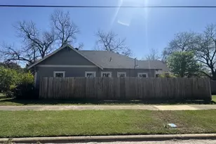 209 N Abbott St, Hillsboro, TX 76645 - Photo 15