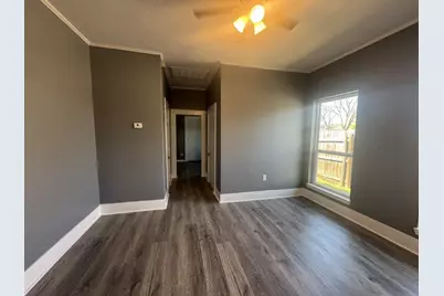 209 N Abbott Street #B, Hillsboro, TX 76645 - Photo 7