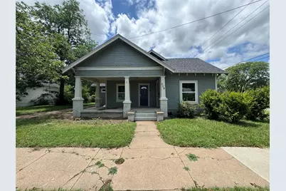 209 N Abbott Street #B, Hillsboro, TX 76645 - Photo 1