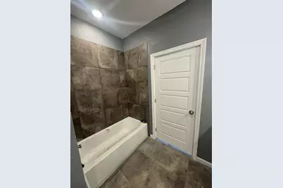 209 N Abbott Street #B, Hillsboro, TX 76645 - Photo 5