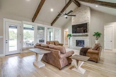 420 Cattlebaron Parc Drive, Fort Worth, TX 76108 - Photo 9