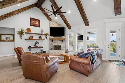 108 N Silver Saddle Trail, Weatherford, TX 76087 - Photo 9