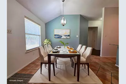 304 E Clover Park Drive, Fort Worth, TX 76140 - Photo 13