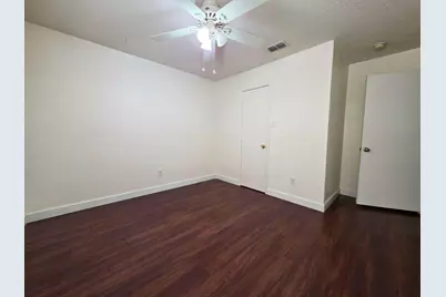 304 E Clover Park Drive, Fort Worth, TX 76140 - Photo 27