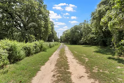 284 County Road 326A, Rosebud, TX 76570 - Photo 31