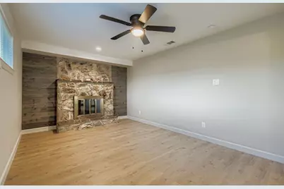 110 W Marguerita Drive, Garland, TX 75040 - Photo 9