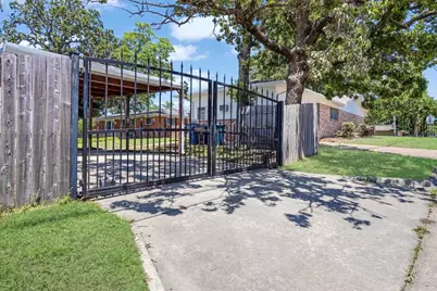 131 S Imperial Drive, Denison, TX 75020 - Photo 21