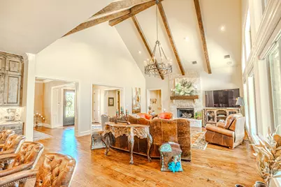 915 Timber Creek Drive, Stephenville, TX 76401 - Photo 7