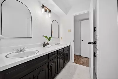 319 Sleepy Top Drive, Glenn Heights, TX 75154 - Photo 19