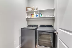 721 Raylan St, Springtown, TX 76082 - Photo 13