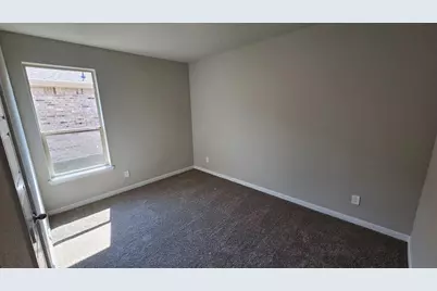 7705 Tuscarora Drive, Denton, TX 76259 - Photo 11