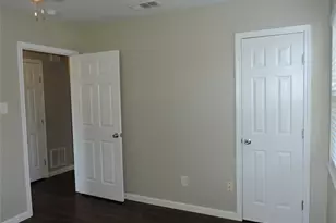 11927 Hoblitzelle Dr, Dallas, TX 75243 - Photo 21