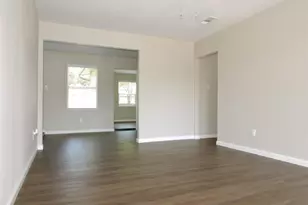 11927 Hoblitzelle Dr, Dallas, TX 75243 - Photo 5