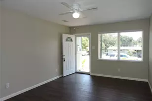 11927 Hoblitzelle Dr, Dallas, TX 75243 - Photo 7