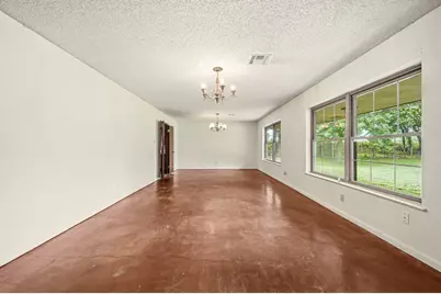 821 E Stegall Road, Robinson, TX 76706 - Photo 15