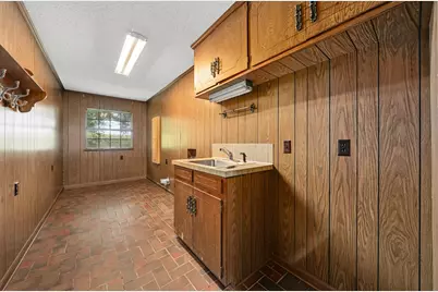 821 E Stegall Road, Robinson, TX 76706 - Photo 27
