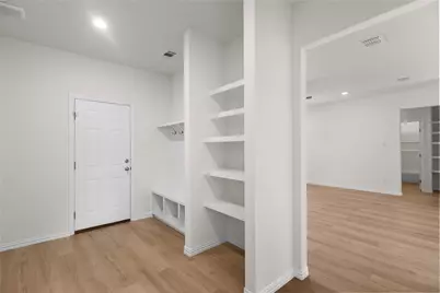 103 Hill Shadow Lane, Whitney, TX 76692 - Photo 17