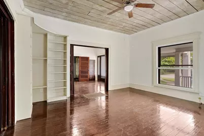701 E Main Street, Whitesboro, TX 76273 - Photo 9
