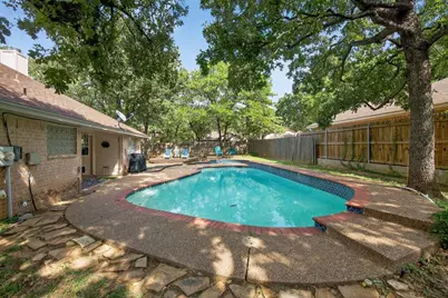 420 Meadowcrest Drive, Azle, TX 76020 - Photo 25