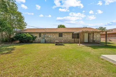 203 Moonlight Trail, Stephenville, TX 76401 - Photo 23