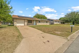 203 Moonlight Trail, Stephenville, TX 76401 - Photo 3