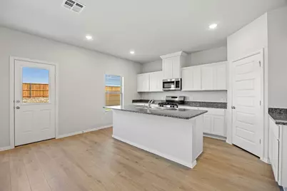 528 Stone Hollow Drive, Van Alstyne, TX 75495 - Photo 9