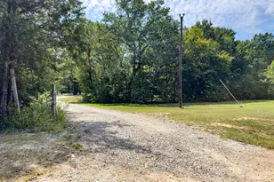 720 Co Rd 2220, Ivanhoe, TX 75447 - Photo 31