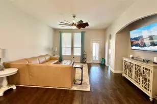 246 Ovaletta Dr, Justin, TX 76247 - Photo 9