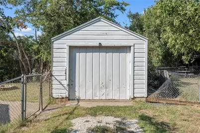 1201 W 11th Street, McGregor, TX 76657 - Photo 17