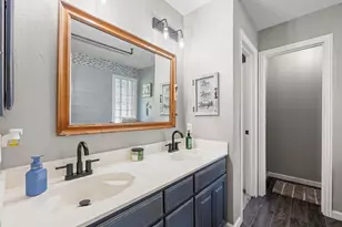 122 Country Dr, Waxahachie, TX 75165 - Photo 3