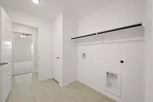 1184 Oak Spring Dr, Burleson, TX 76028 - Photo 13