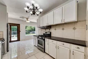 6155 Richmond Ave, Dallas, TX 75214 - Photo 19