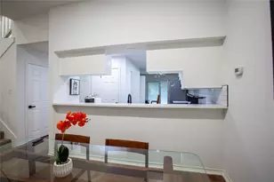 2521 Stanford Ct, Carrollton, TX 75006 - Photo 5