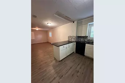 421 N 3rd Street, Jacksboro, TX 76458 - Photo 25