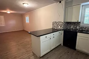 421 N 3rd St, Jacksboro, TX 76458 - Photo 25