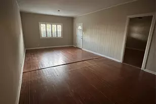 421 N 3rd St, Jacksboro, TX 76458 - Photo 31