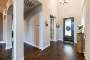 1600 Stillwater Dr, Burleson, TX 76028 - Photo 5