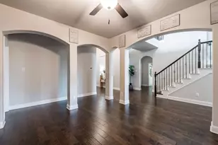 1600 Stillwater Dr, Burleson, TX 76028 - Photo 9