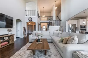 1600 Stillwater Dr, Burleson, TX 76028 - Photo 11