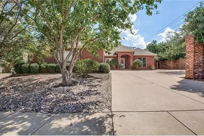 6216 Pennsylvania Avenue, Arlington, TX 76017 - Photo 1